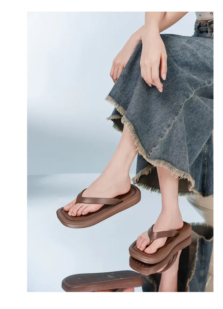 Flat Flip-Flops for Women, Summer Flat-Soled European and American Style Trendy Eva Outdoor Thong Sandals for the Beach, Cross-Border — feature 17