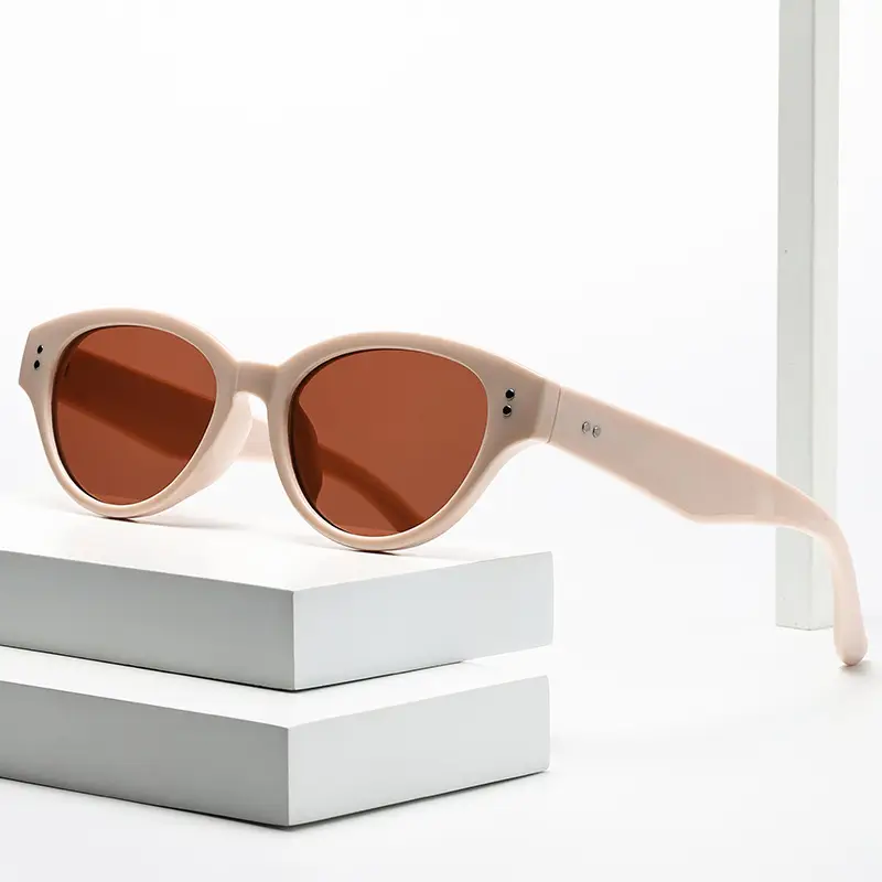 2024 Retro Cat Eye Sunglasses for Women - Image 12