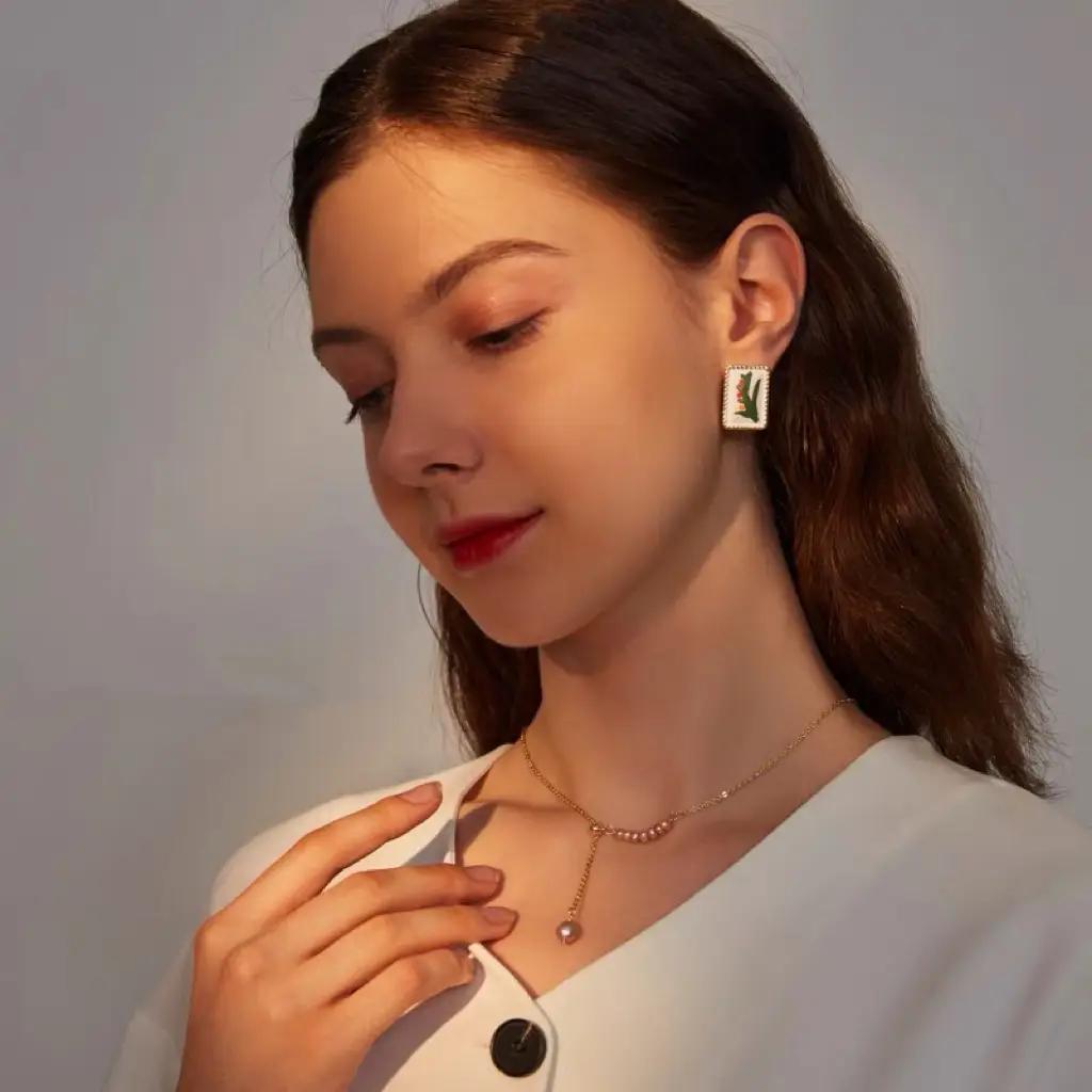 Women's Pearl Clavicle Necklace Light Luxury All Match