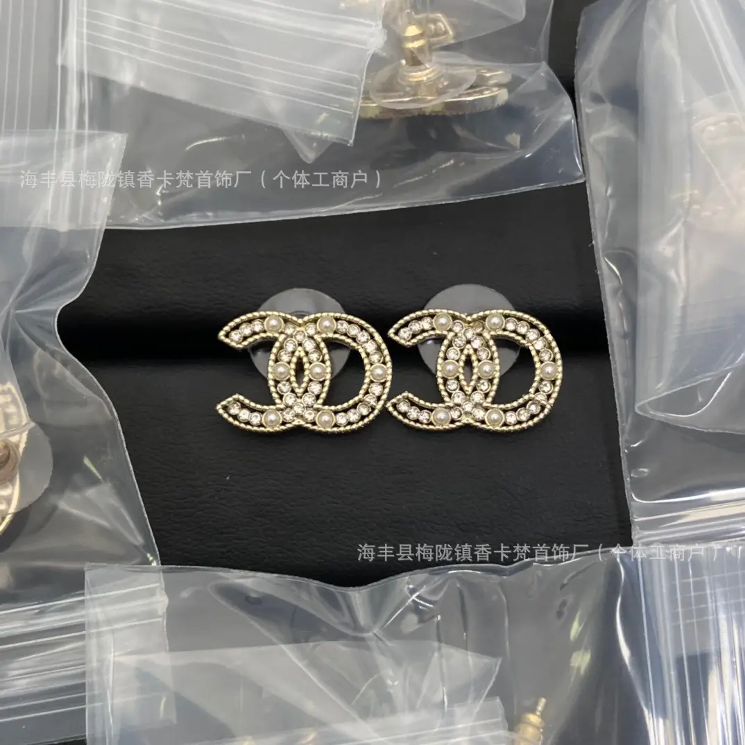 Xiangjia Double C Pearl Stud Earrings Gold Plated - Image 24