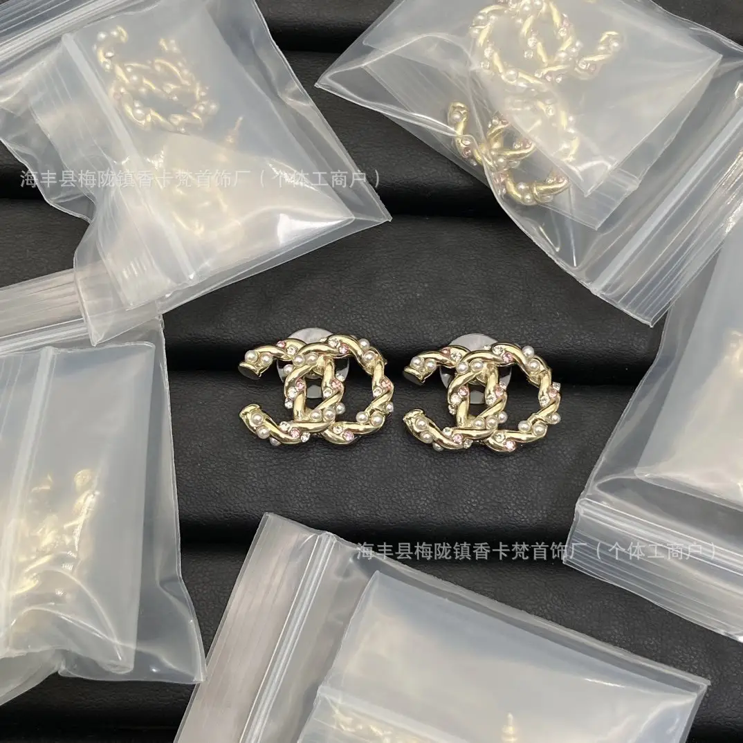 Xiangjia Double C Pearl Stud Earrings Gold Plated - Image 16