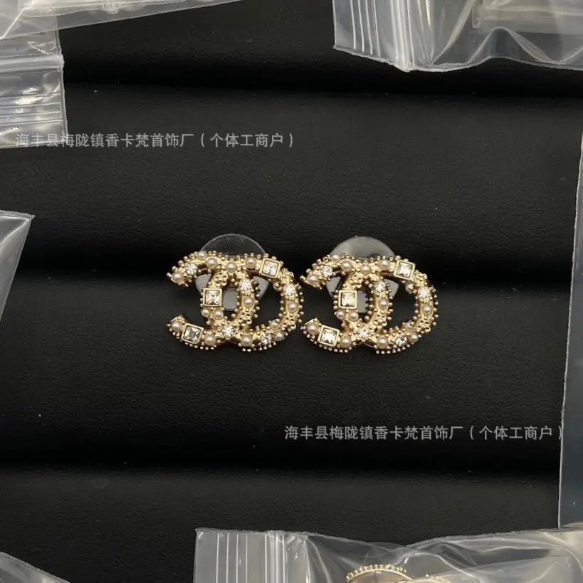 Xiangjia Double C Pearl Stud Earrings Gold Plated - Image 19