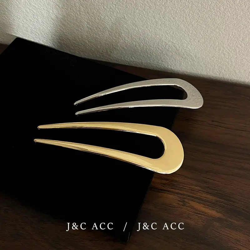 Large U-Shaped Hairpin with Gold & Silver Finish — feature 19