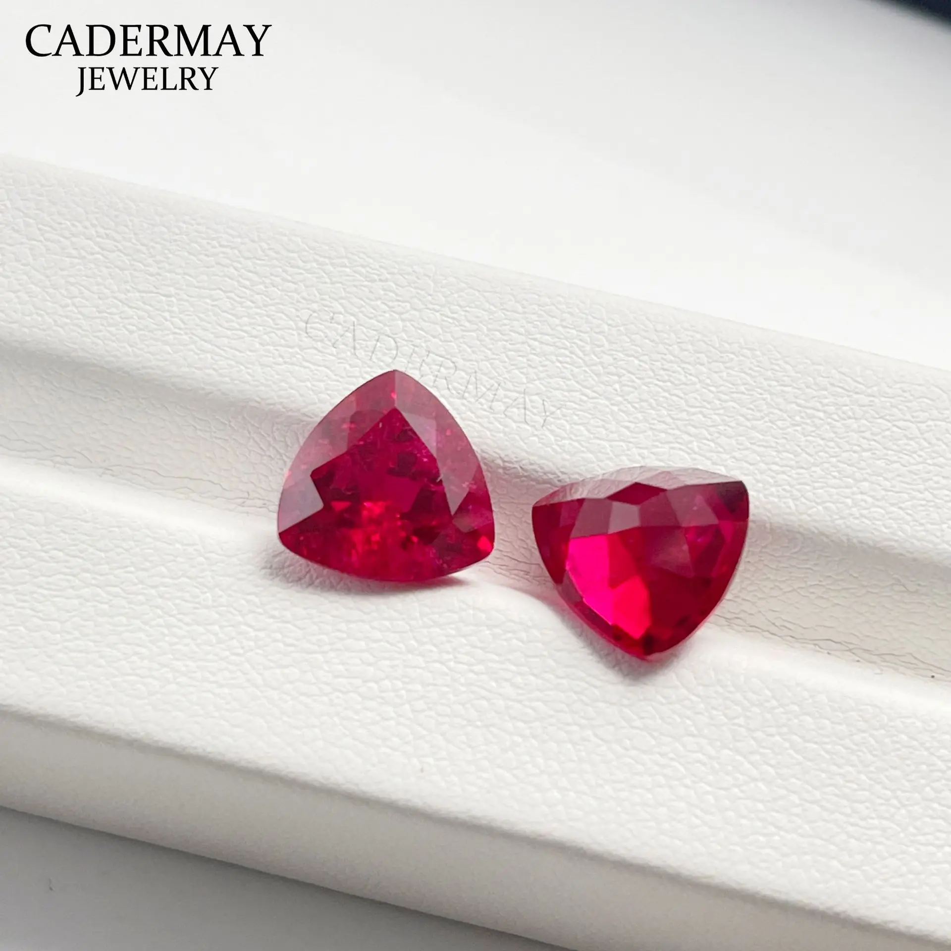 Fat Triangle Artificial Ruby Synthetic Cut with Cotton Wool Crystal Bare Stone — feature 7