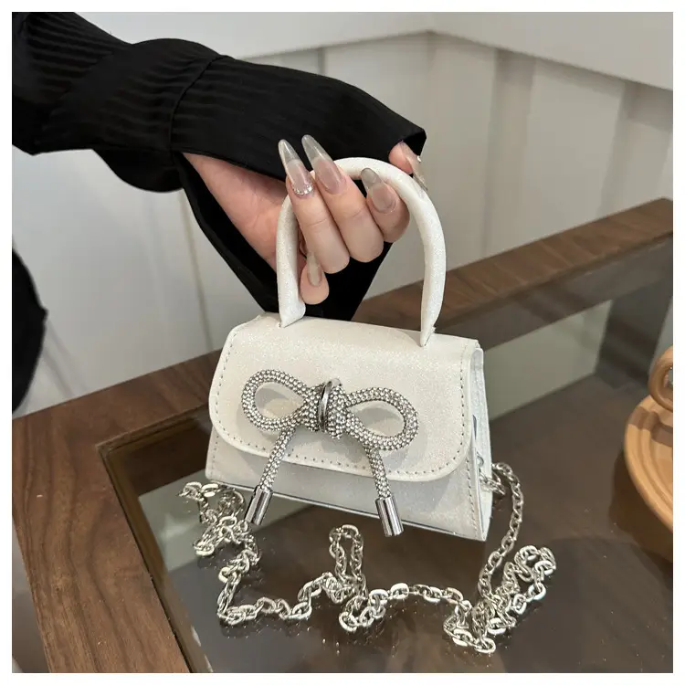 White Mini Bow Chain Shoulder Bag for Women - Image 6