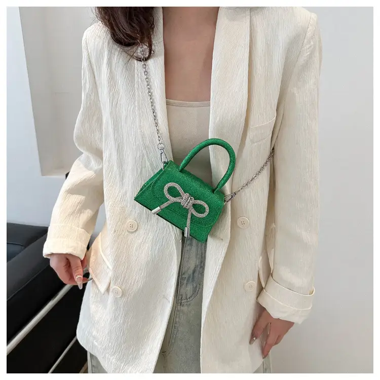 White Mini Bow Chain Shoulder Bag for Women — feature 17