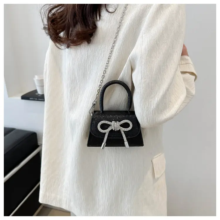 White Mini Bow Chain Shoulder Bag for Women — feature 20