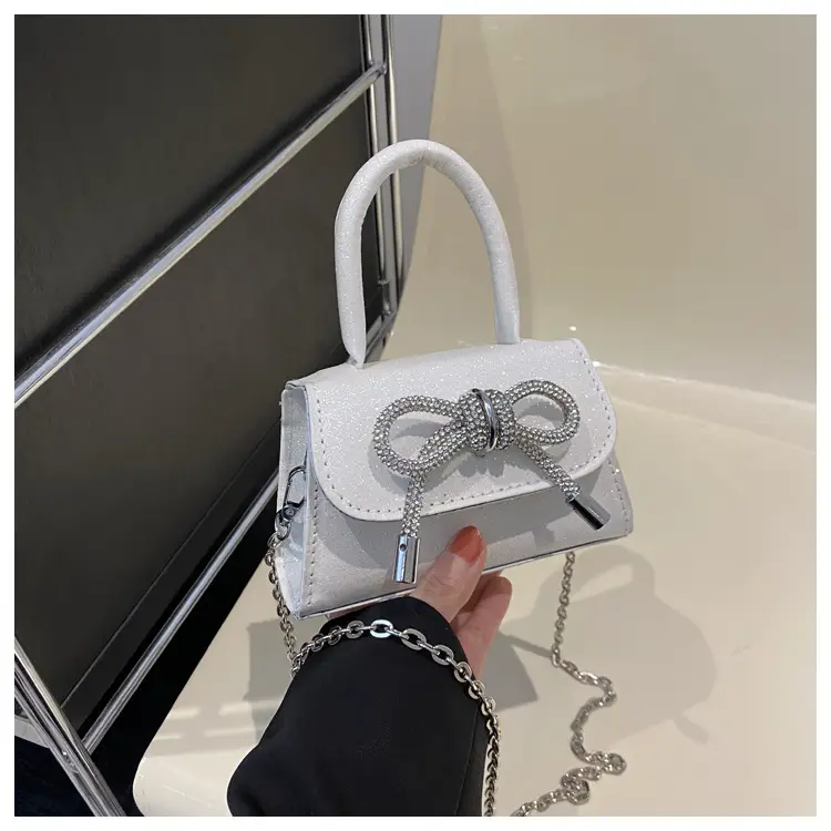 White Mini Bow Chain Shoulder Bag for Women - Image 3