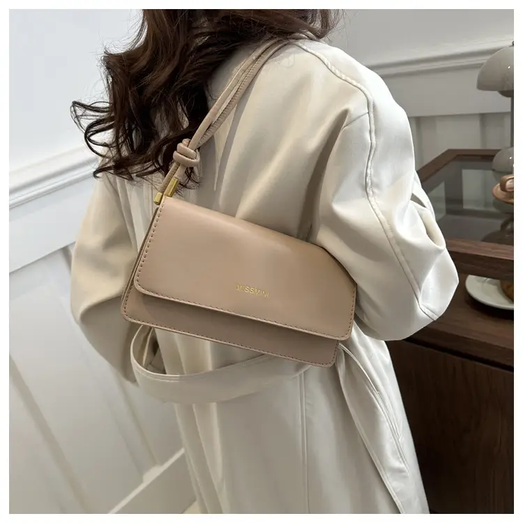 Women's Black Square Shoulder Crossbody Bag 2024 — feature 10
