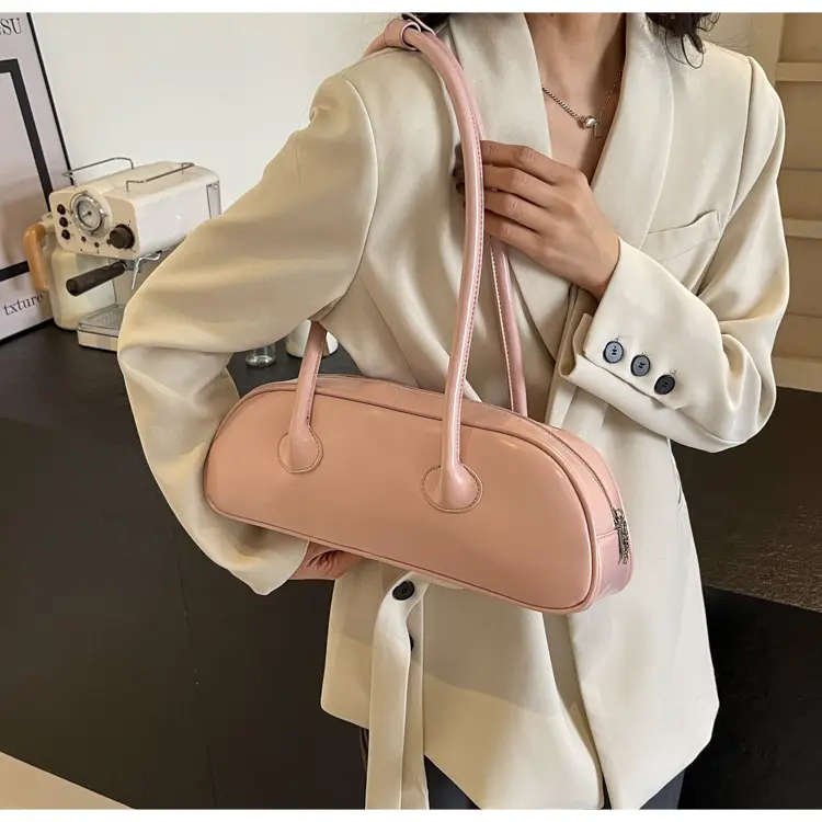Red Korean Style Shoulder Bag 2024 Large Capacity — feature 10