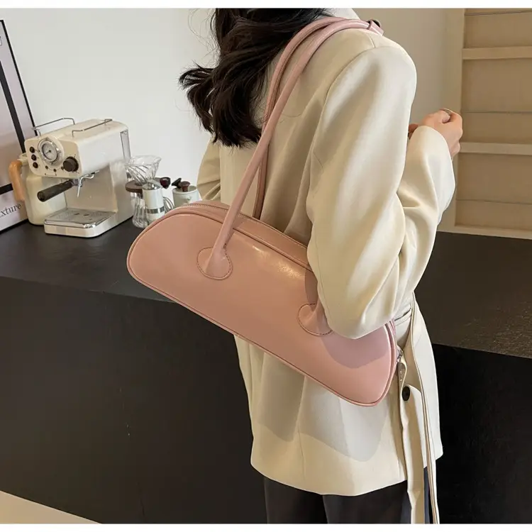 Red Korean Style Shoulder Bag 2024 Large Capacity — feature 11