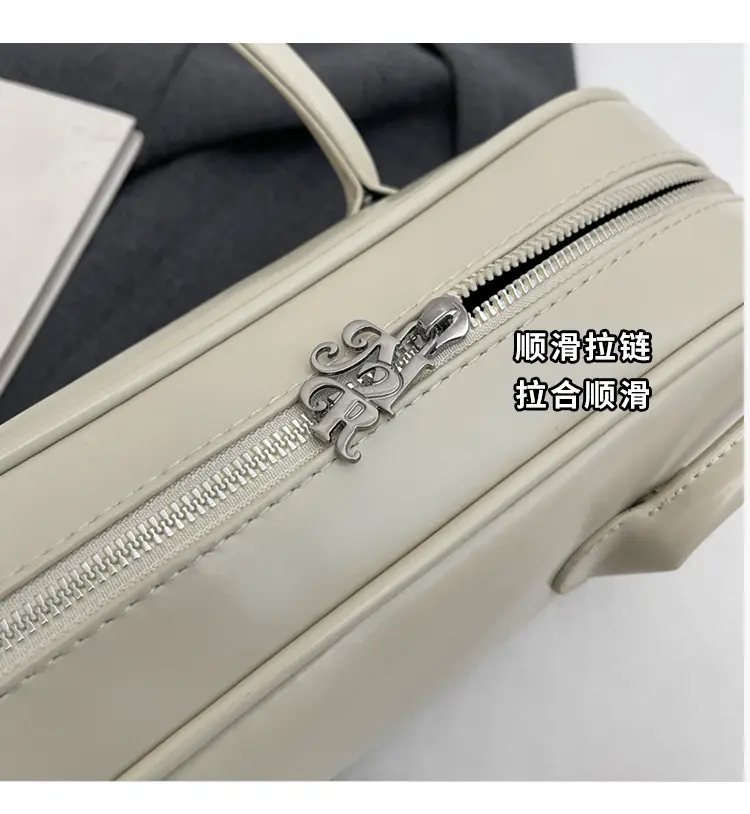 Red Korean Style Shoulder Bag 2024 Large Capacity — feature 3