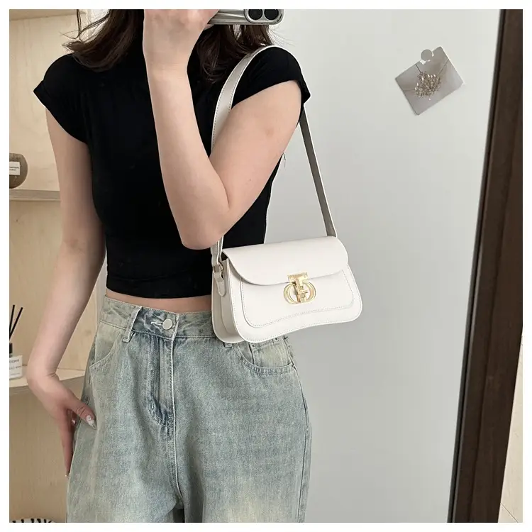 Women's Retro Brown Lock Crossbody Bag Spring New — feature 10
