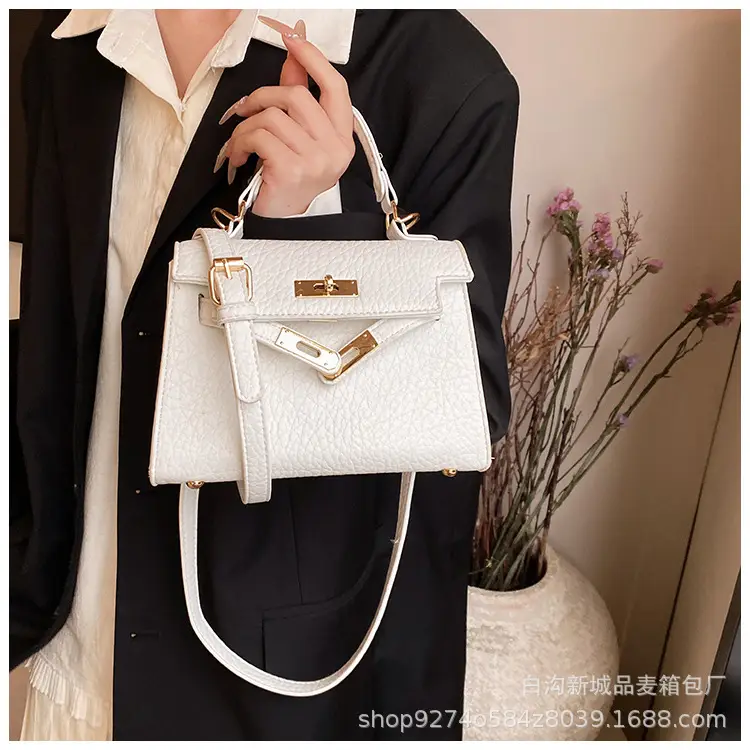 Women's French Style Shoulder Bag Brown 2026 — feature 27