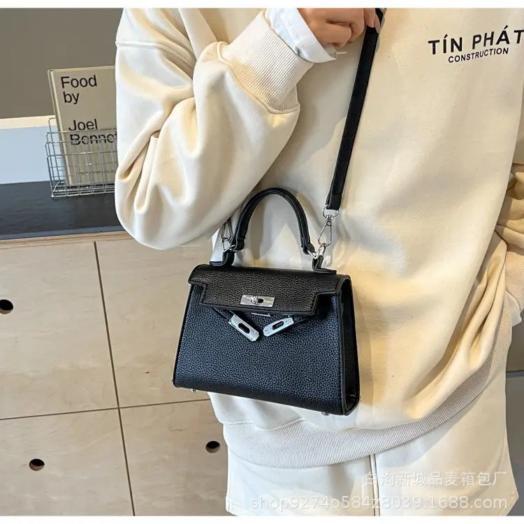 Light Blue Kelly Style Shoulder Bag for Women 2026 — feature 24