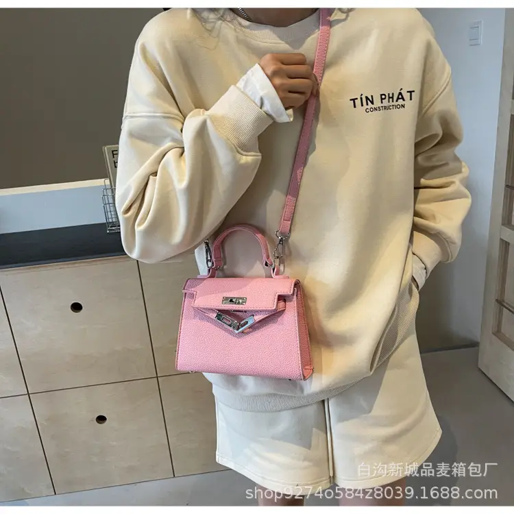Light Blue Kelly Style Shoulder Bag for Women 2026 — feature 29