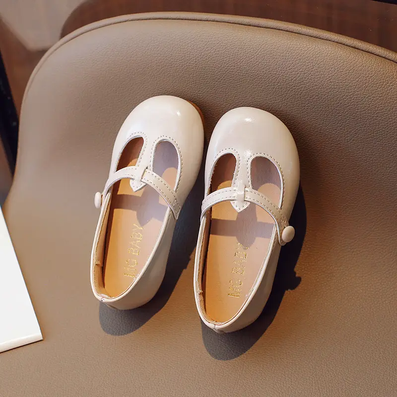 2025 Spring Korean Style Girls Leather Shoes with Buckle & Soft Sole - Image 8