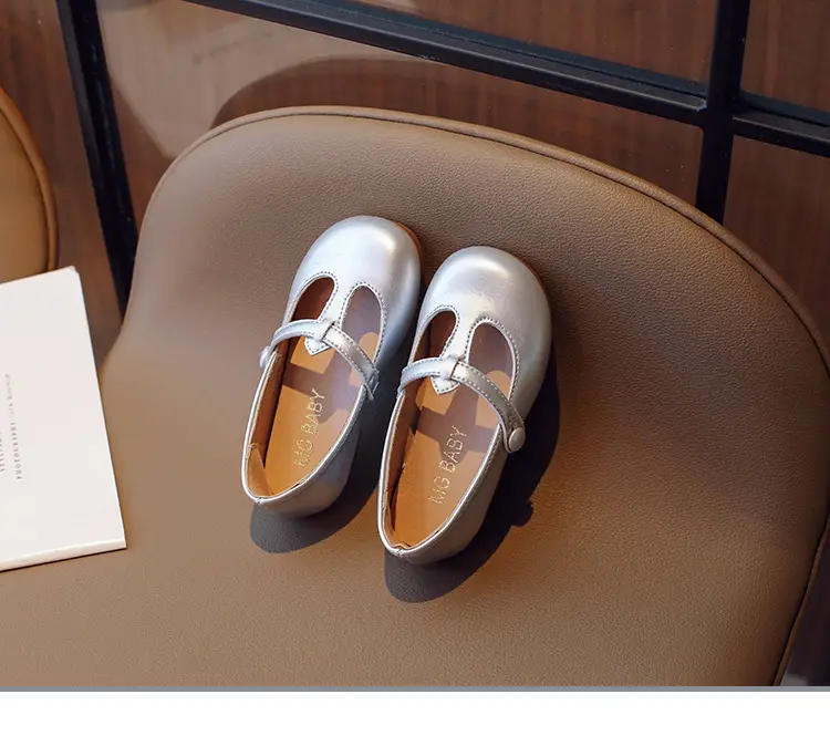 2025 Spring Korean Style Girls Leather Shoes with Buckle & Soft Sole — feature 13