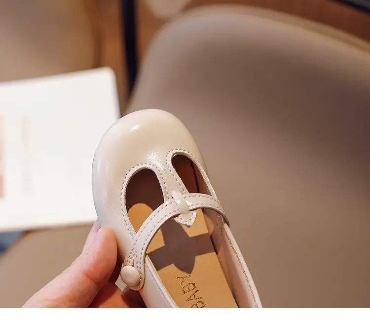 2025 Spring Korean Style Girls Leather Shoes with Buckle & Soft Sole — feature 21