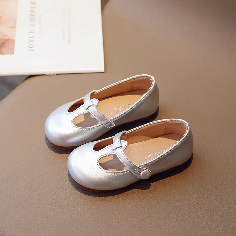 2025 Spring Korean Style Girls Leather Shoes with Buckle & Soft Sole - Image 3