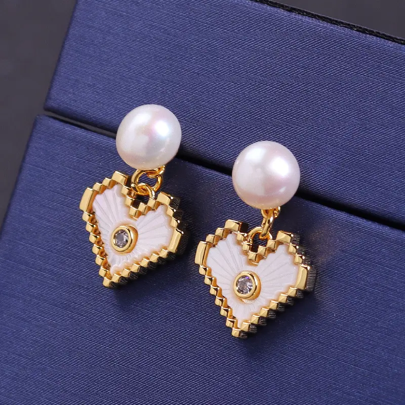 Heart-shaped Pearl Earrings for Women Gold Plated — feature 11