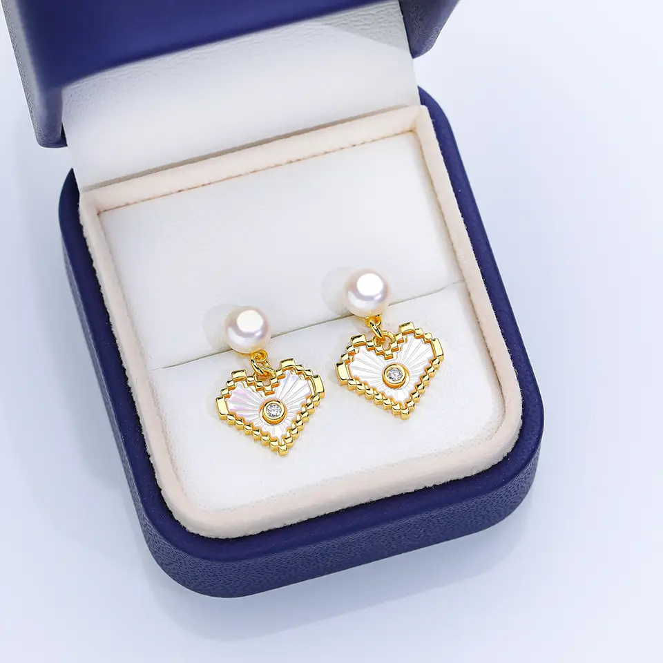 Heart-shaped Pearl Earrings for Women Gold Plated — feature 8