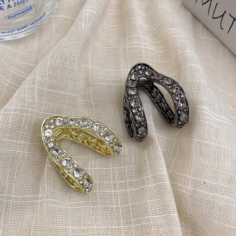 Black V-Shape Medium Hairpin Clip for Women