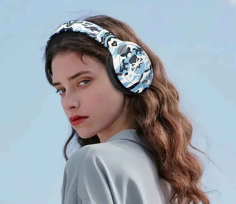Wireless Bluetooth Headphones Camo Heavy Bass Long Battery — feature 18