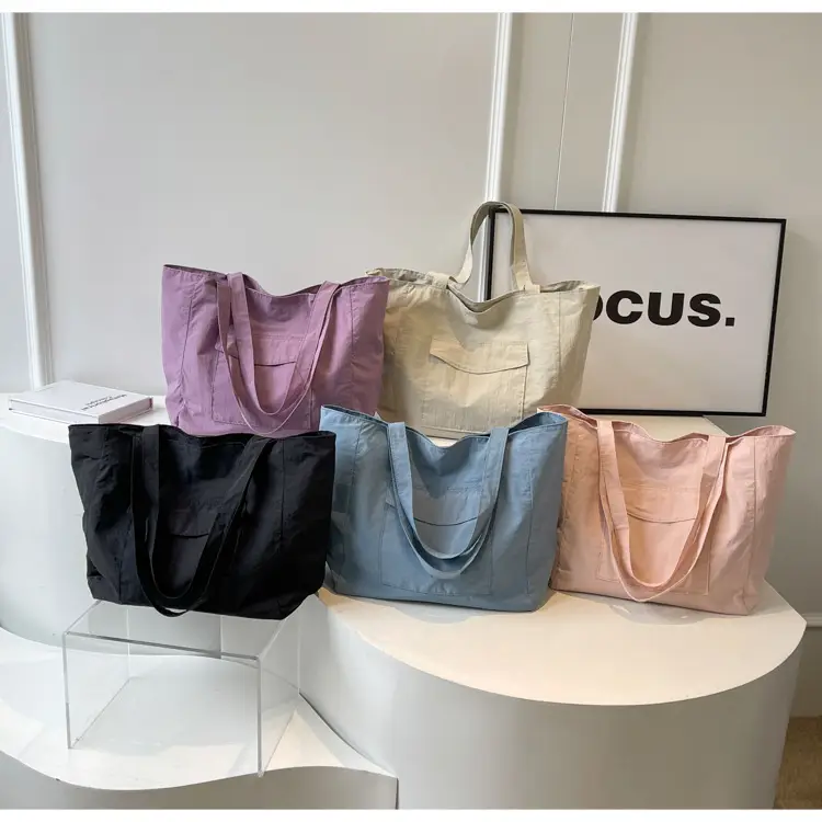 Purple Nylon Tote Bag Large Capacity Commuter Shoulder Bag — feature 16