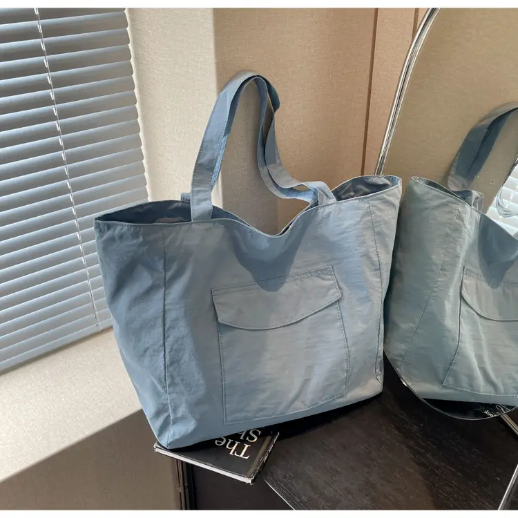 Purple Nylon Tote Bag Large Capacity Commuter Shoulder Bag — feature 21