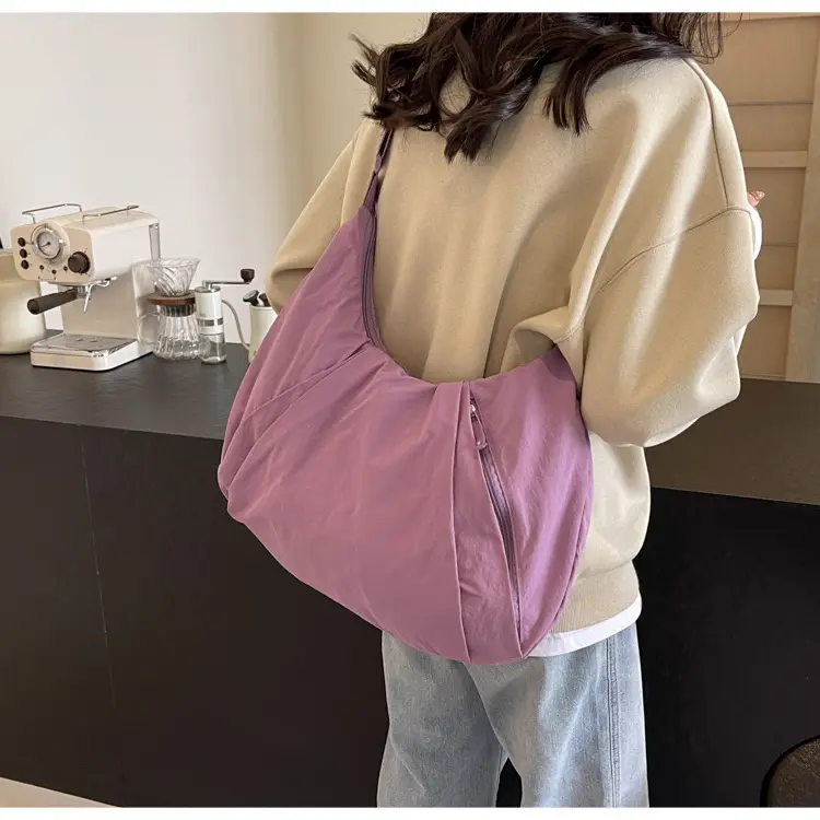 Japanese Style Pleated Messenger Bag Women Large Capacity Solid Color Cloth Bag — feature 26