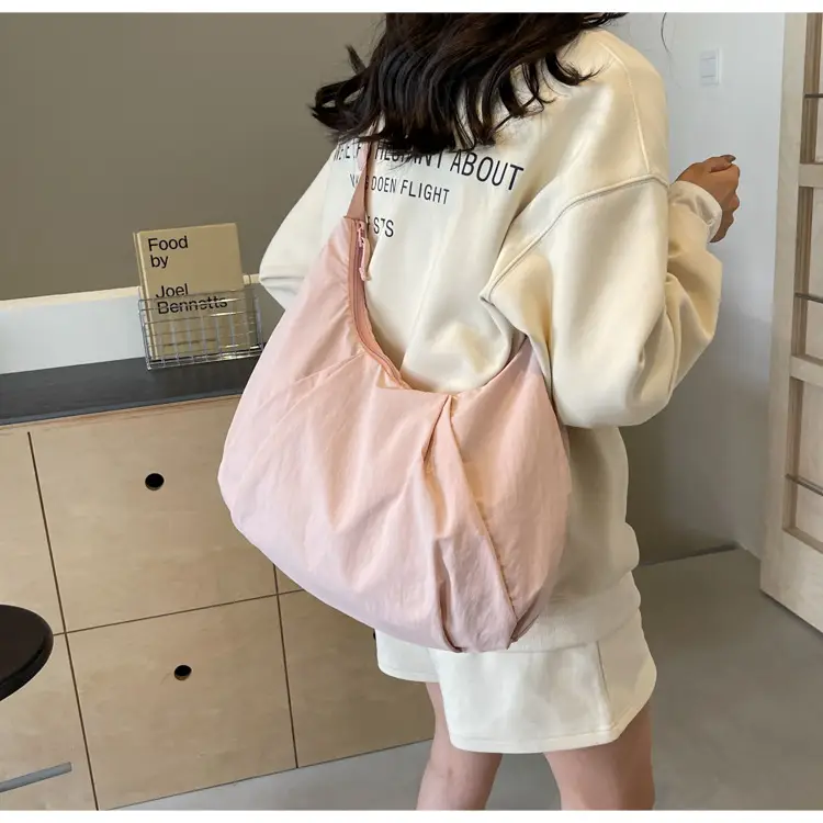 Japanese Style Pleated Messenger Bag Women Large Capacity Solid Color Cloth Bag — feature 42