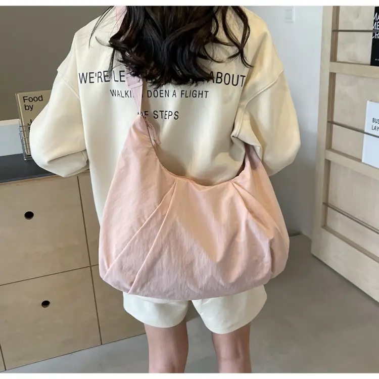 Japanese Style Pleated Messenger Bag Women Large Capacity Solid Color Cloth Bag — feature 43