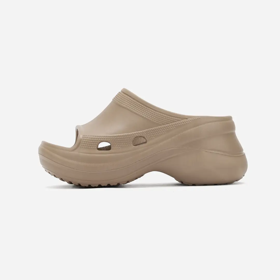 Women's Thick-Soled Slippers, Trendy Eva Soft-Soled Wedge Sandals for Outdoor Wear, Paris-Style Slippers Specially Designed for Ins Fashion - Image 3
