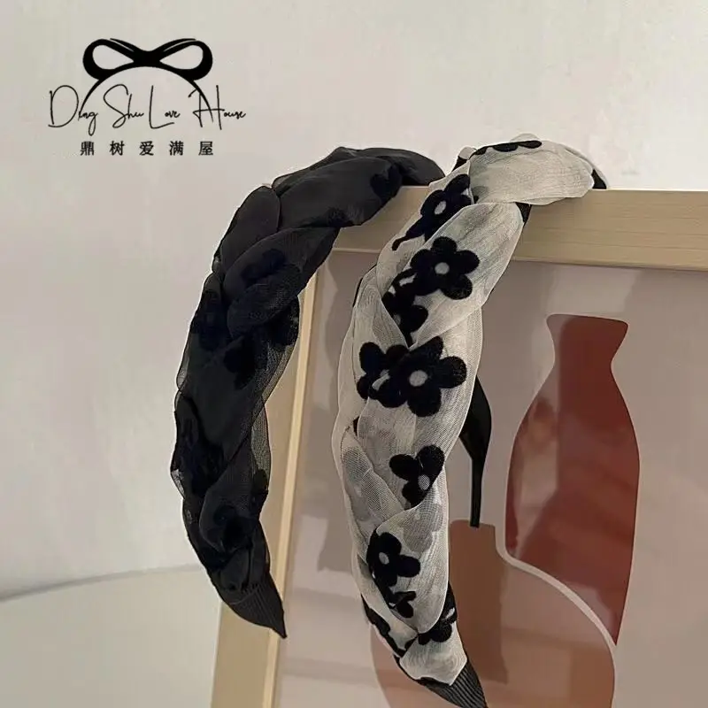 Black Mesh Twist Braided Skull Top Headband for Women - Image 4