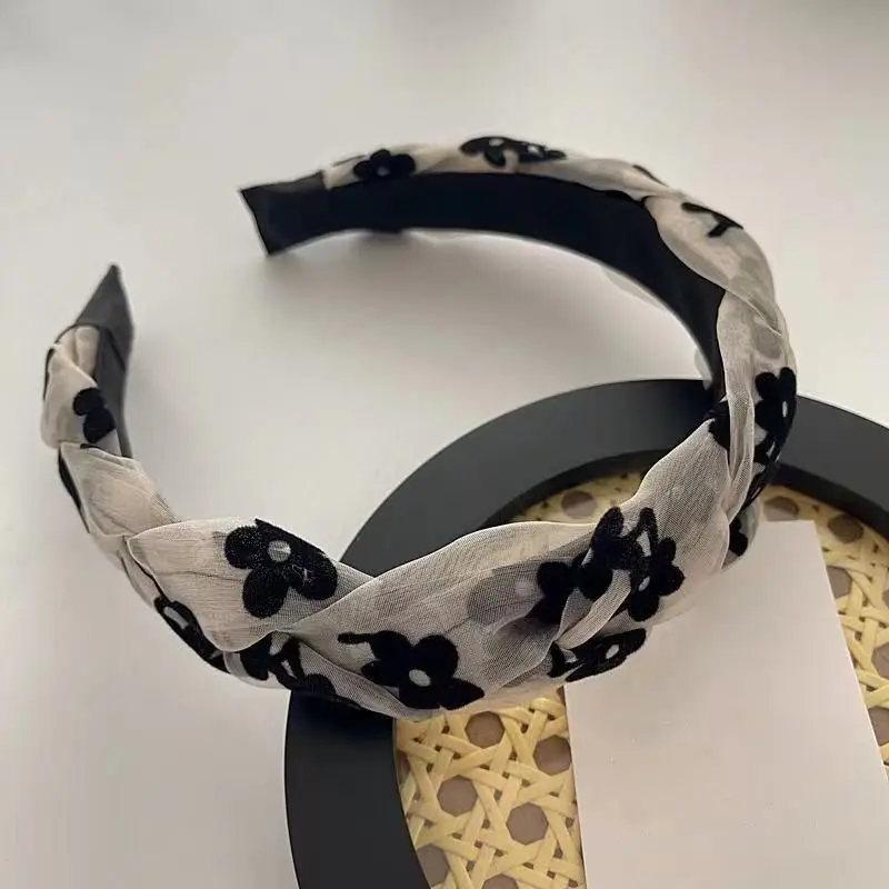 Black Mesh Twist Braided Skull Top Headband for Women — feature 8