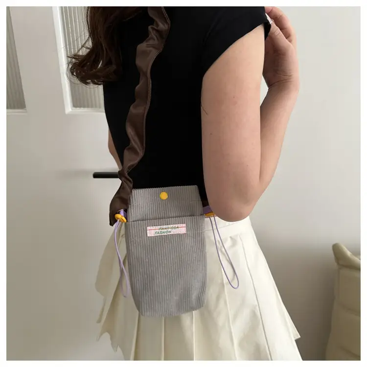 Korean Style Pleated Shoulder Bag for Women 2024 Spring — feature 16