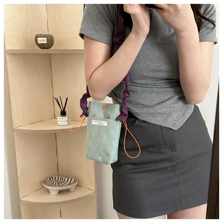 Korean Style Pleated Shoulder Bag for Women 2024 Spring — feature 22