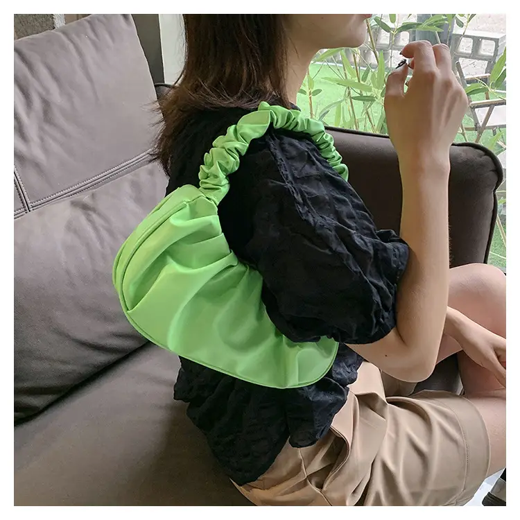 2026 Trendy Pleated Cloud Shoulder Bag for Women — feature 21