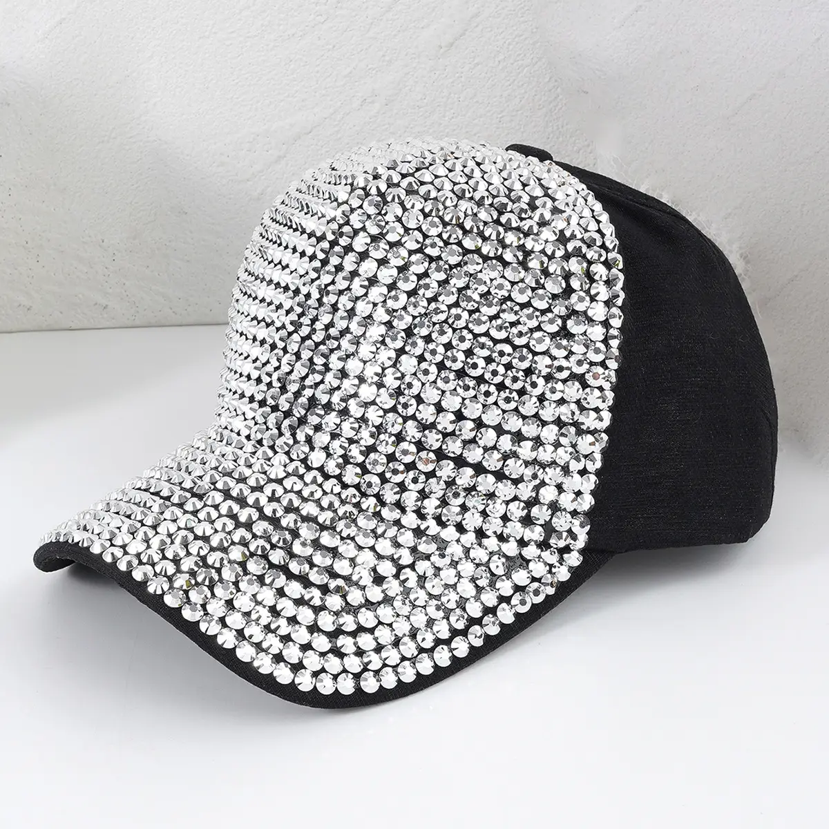 Cross-border Men's Diamond Baseball Cap Black — feature 1