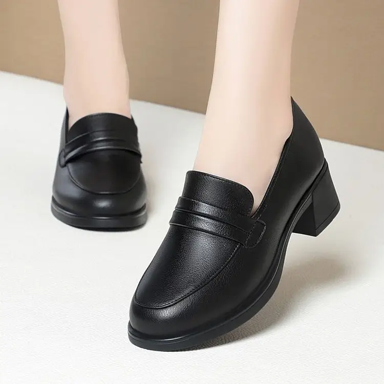 Leather surface middle-aged women's leather shoes deep mouth mid heel work shoes single-layer shoes soft bottom soft leather mother shoes middle-aged and elderly spring and summer - Image 3