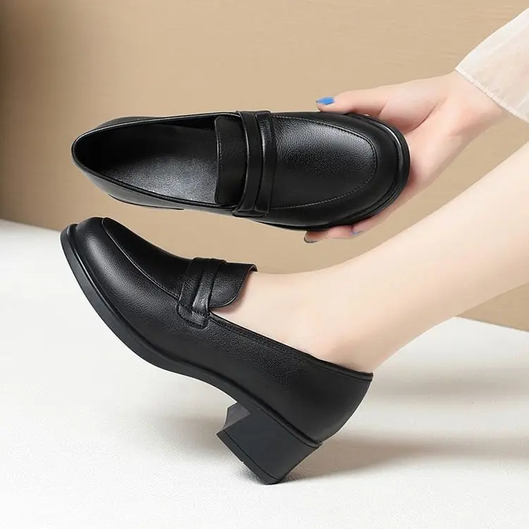 Leather surface middle-aged women's leather shoes deep mouth mid heel work shoes single-layer shoes soft bottom soft leather mother shoes middle-aged and elderly spring and summer - Image 4