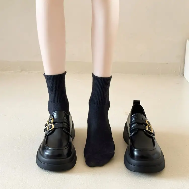 Women British Leather Platform Loafers Black 2024 - Image 4