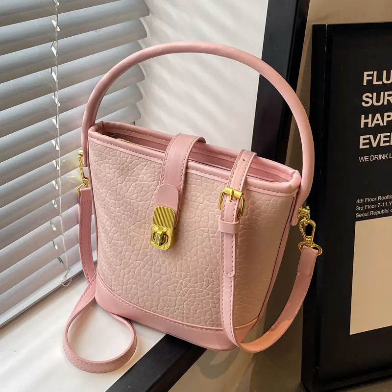 Pink Leather Bucket Bag for Women with Gold Clasp - Image 6
