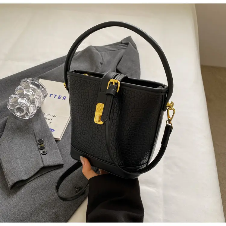Pink Leather Bucket Bag for Women with Gold Clasp — feature 25