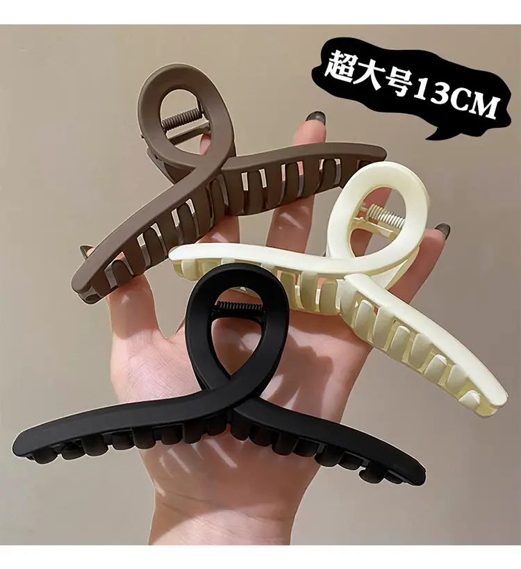 Extra Large Hairpin for Women with Shark Clip Back — feature 4