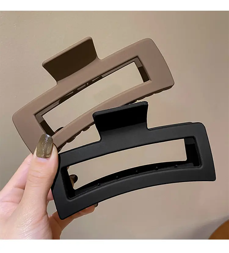 Extra Large Hairpin for Women with Shark Clip Back — feature 9