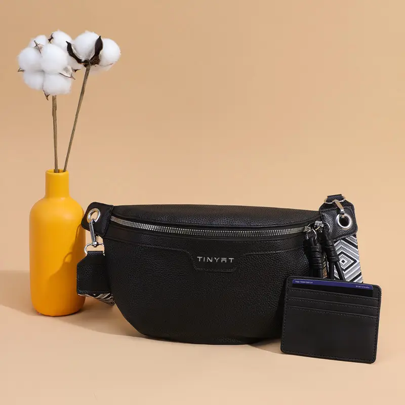 Black TINYAT Fashion Chest Bag with Keys & Wallet - Image 4