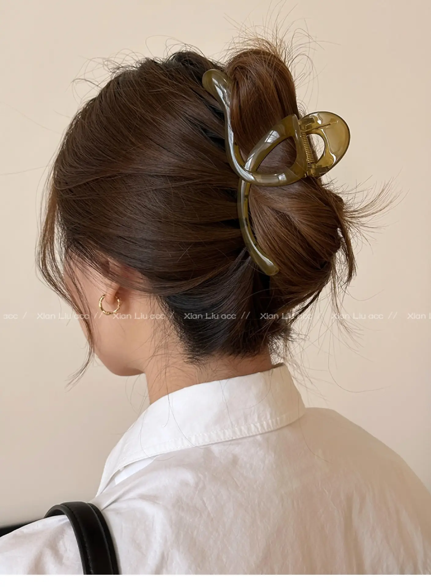 Frosted Wave Hair Clip for Women Large Back of Head Elegant Shark Clip — feature 14