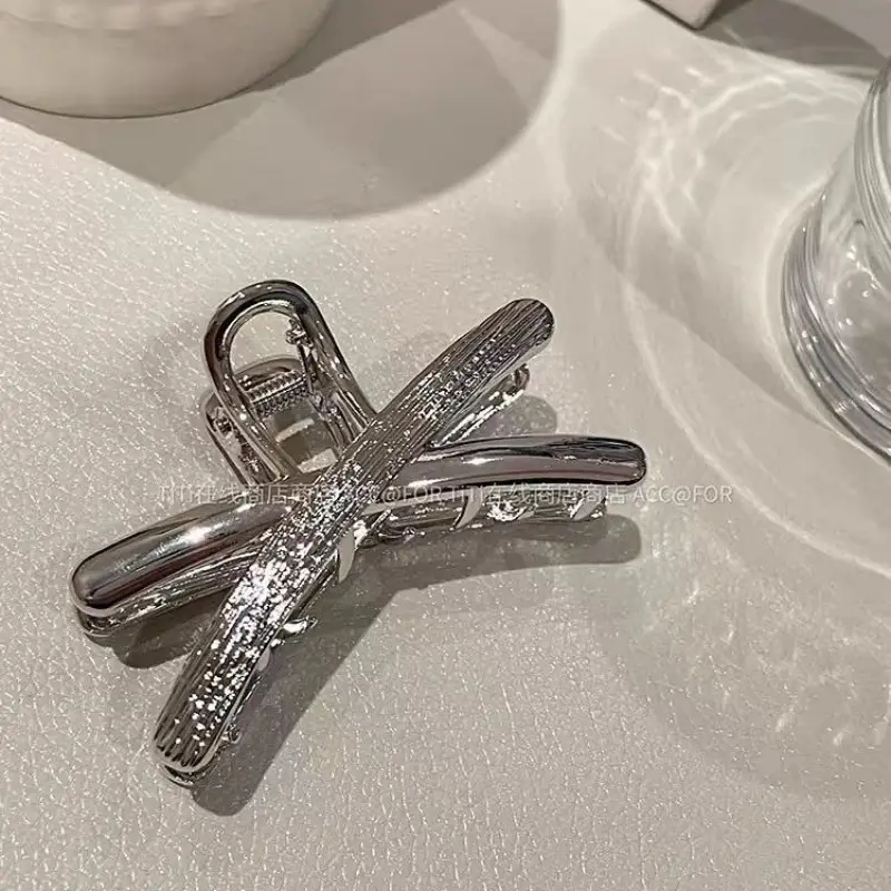 2024 Metal Shark Hair Clip for Women Elegant Cross Design - Image 5